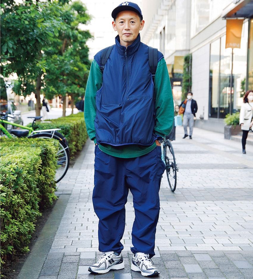 街角のリアルトレンド色は「ダークブルー」！ ほぼ“全身、青い”大人たちをパパラッチ - 3枚目の画像