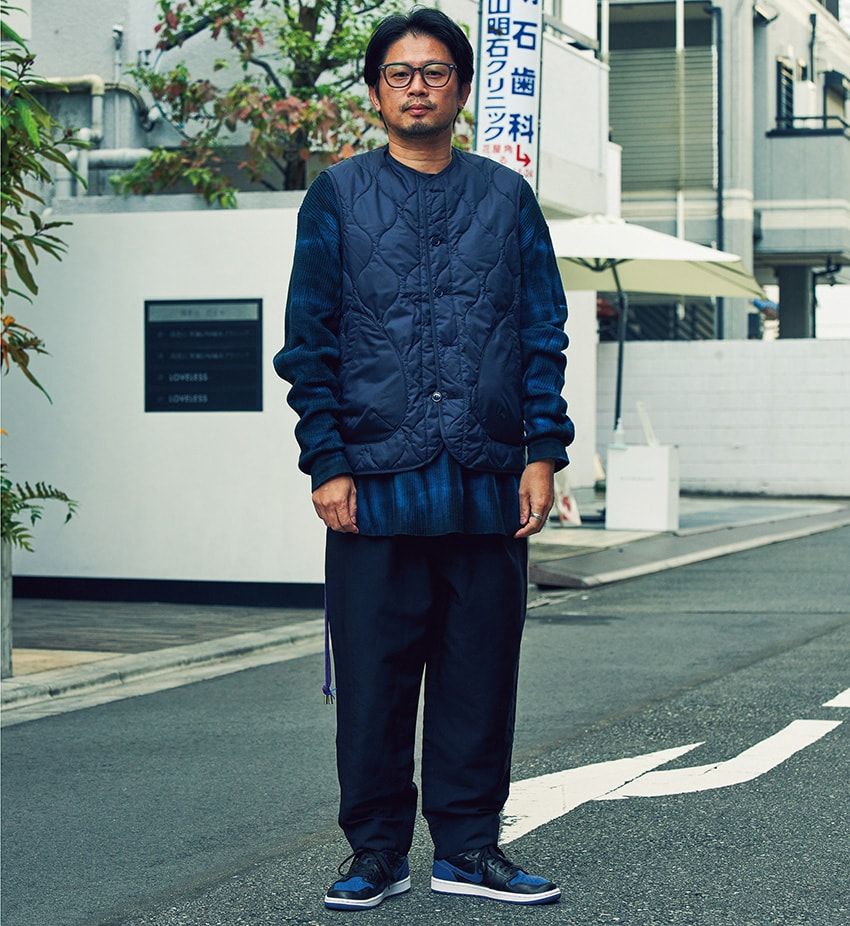 街角のリアルトレンド色は「ダークブルー」！ ほぼ“全身、青い”大人たちをパパラッチ - 11枚目の画像