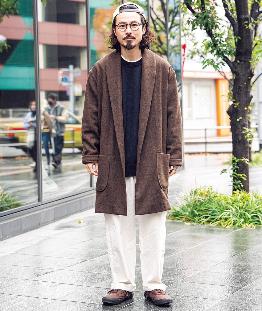 「ロングコートは身長がモノをいう」は間違い。160〜170cmの着こなし巧者を街角で発見！ - 2枚目の画像