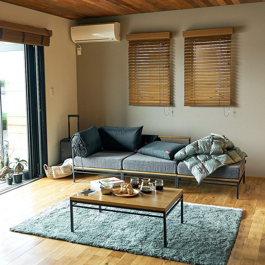 「ナンガ」のインテリアが登場！ オーロラテックス採用の寝袋っぽいクッションとか最高！ - 2枚目の画像