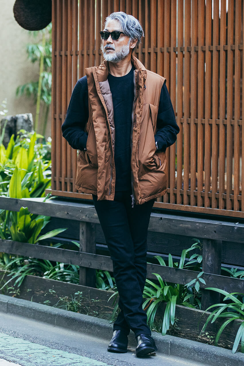 DENHAM - デンハム ロング丈ベスト ブラック ベスト LEATHER DOWN VEST color: BLACK ラムレザーのダウンベスト