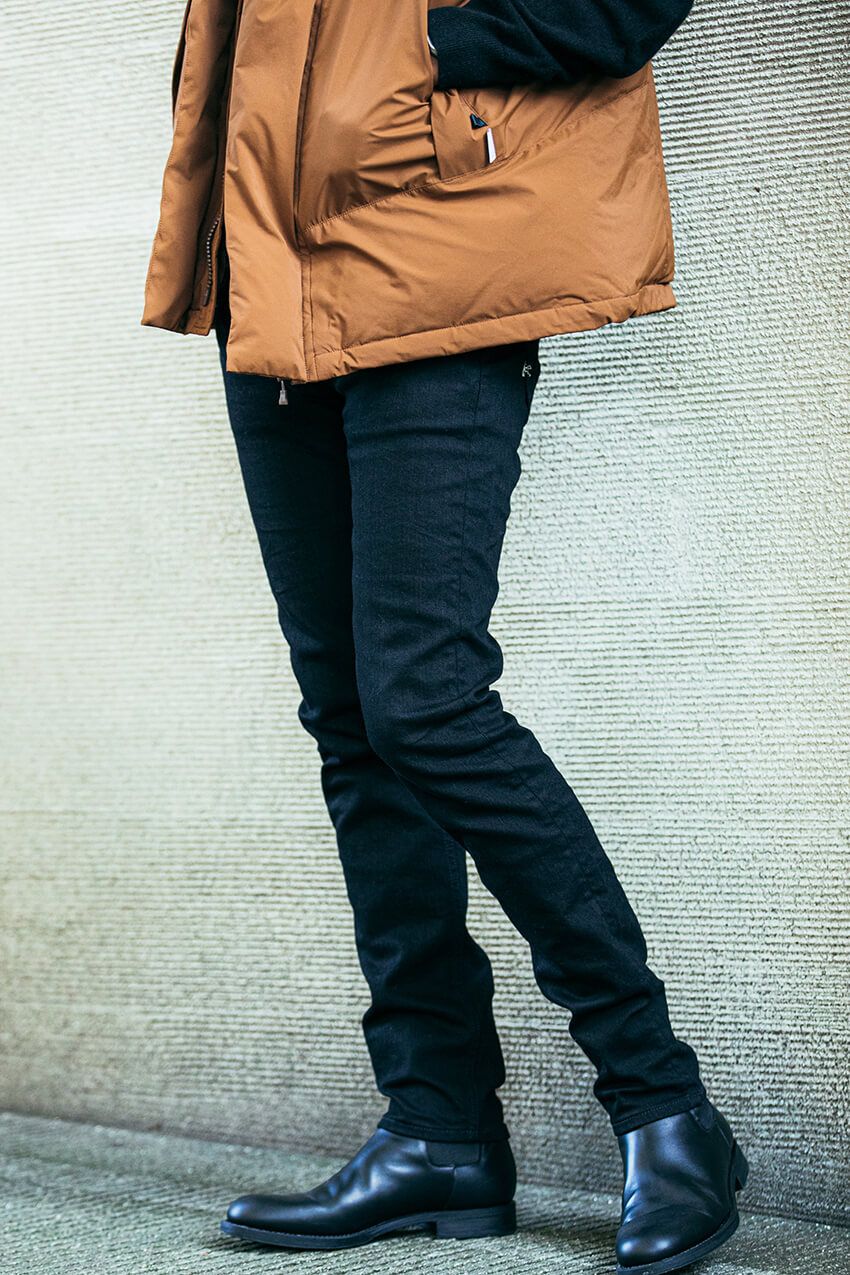 ブラックデニムにダウンベスト。業界人も唸る種市流デニムスタイルの仕掛け - 11枚目の画像