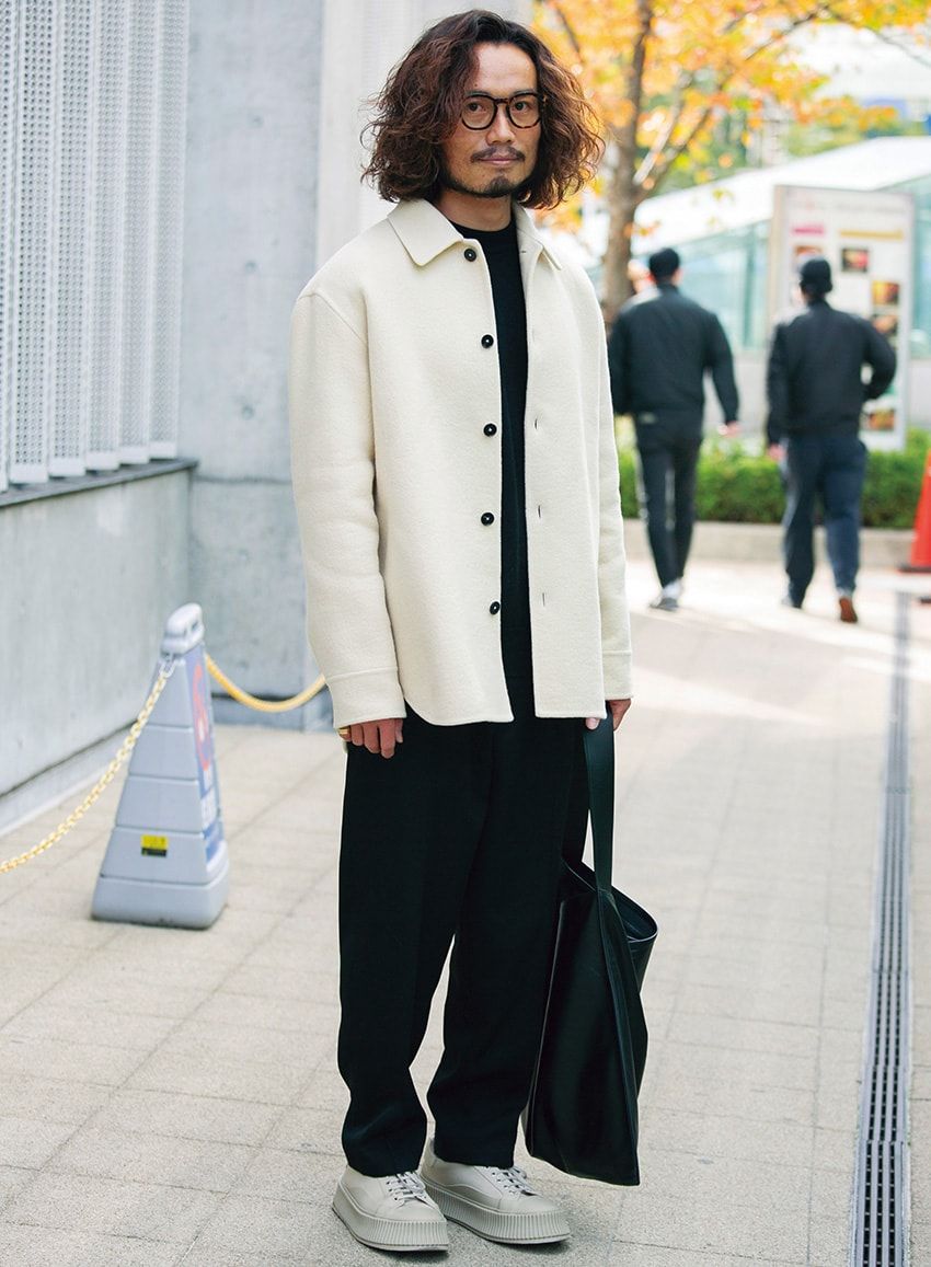 最旬“モノトーン”スタイルをスナップ。黒＆白の分量でマトリックスに！ - 4枚目の画像