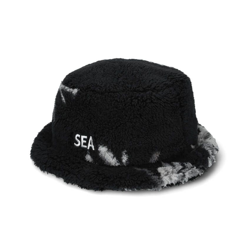 大森南朋が着た“冬のパームツリー”服は「ウィンダンシー」のボアシリーズ - 1枚目の画像