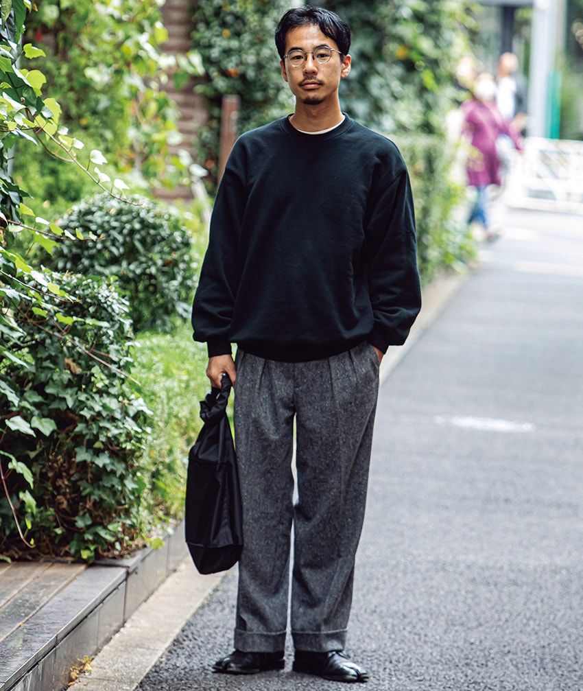 「お洒落は足元から」を体現する大人が履いていた、グッチのローファーとマルジェラのタビ - 1枚目の画像