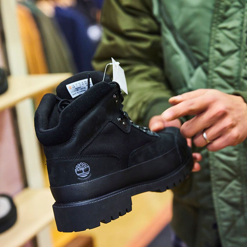 【超難問】カミナリがティンバーランドの“コラボモデル”クイズに挑戦！ - 10枚目の画像