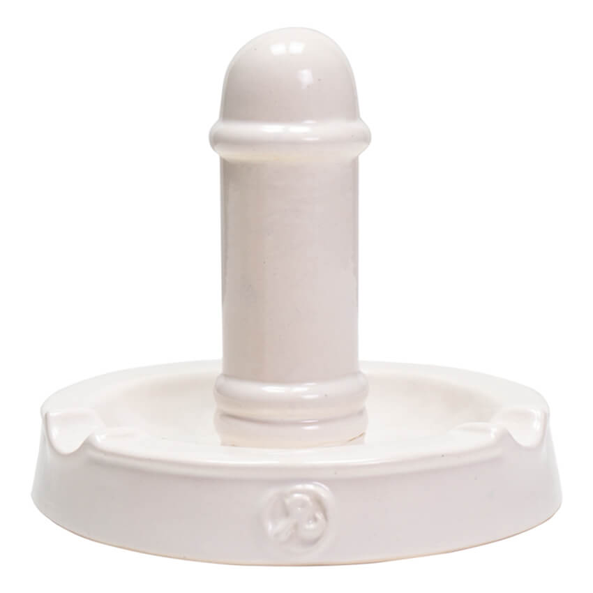 立てるは立てるでも、これが立てるのは……「リチャードソン」の陶器に新