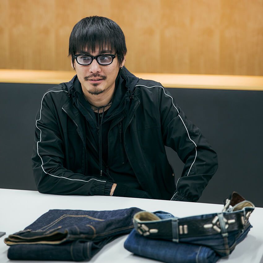 ’90年代HIPHOPがイメージ。俳優・水上剣星のデニム着こなしマイルール - 4枚目の画像