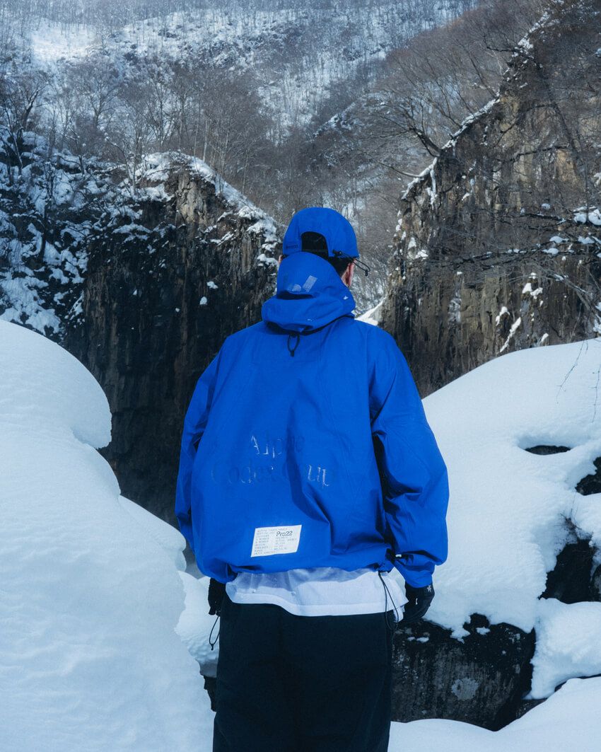 「ゴールドウイン」がアクチュアル・ソースとコラボ。架空のハイキンググループのユニフォームを作った！ - 7枚目の画像