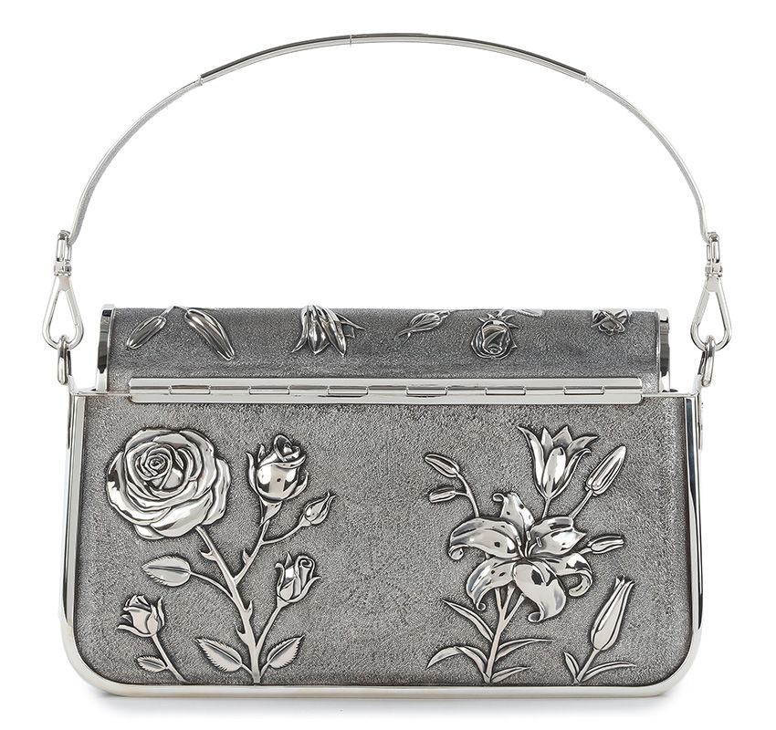 「フェンディ×ティファニー」異例の協業による約2.3kgのシルバー製バッグ、日本での販売は？ - 7枚目の画像