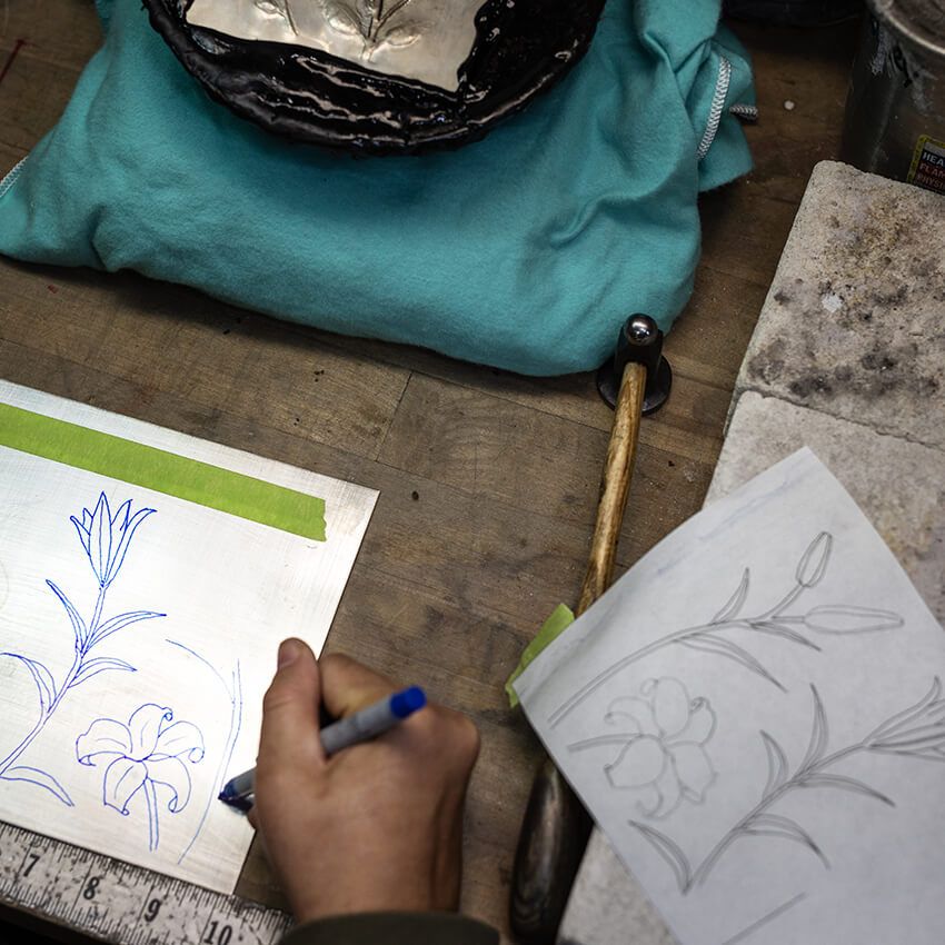 「フェンディ×ティファニー」異例の協業による約2.3kgのシルバー製バッグ、日本での販売は？ - 19枚目の画像