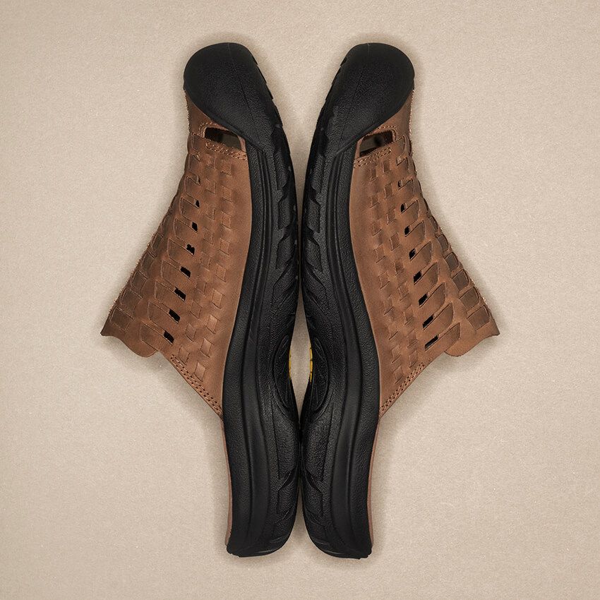 「キーン×ハイク」初コラボで幻のアーカイブを2型復刻！ ヒールストラップありかなしか、お好みは？ - 8枚目の画像