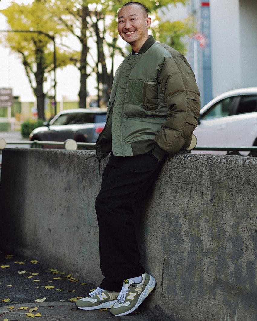 20代、30代、40代は「ニューバランス」をどう履くのか。街角で目を引いた11人をスナップ - 2枚目の画像