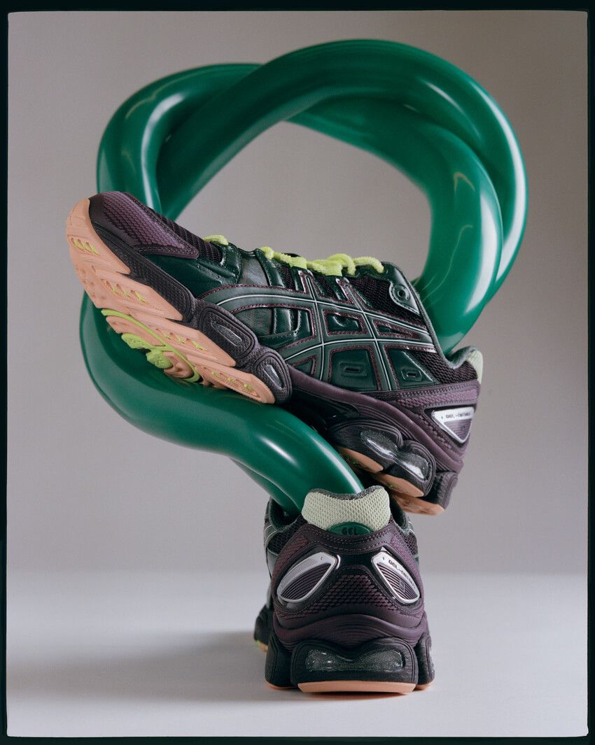2日連続リリース！「アシックス」が放つ大胆カラーの“Y2K”なコラボ作 - 29枚目の画像