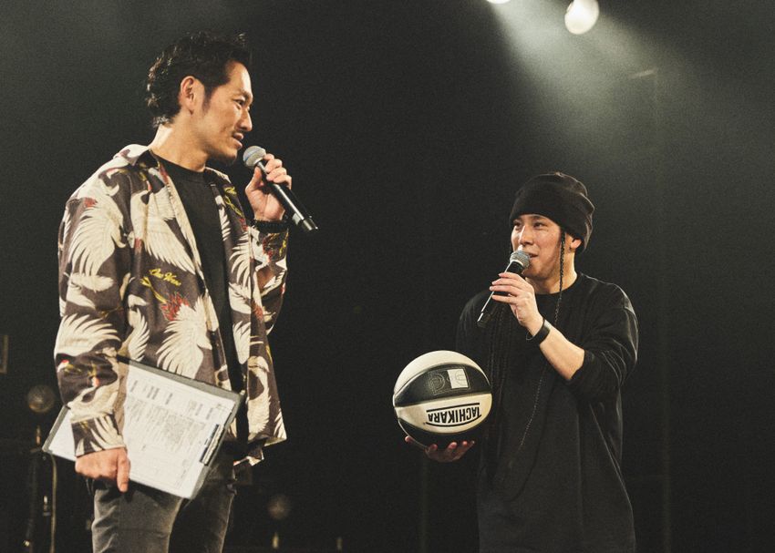 般若、ZORNも登場！「幼児虐待」根絶を訴えた親子イベント、その前代未聞の光景 - 48枚目の画像