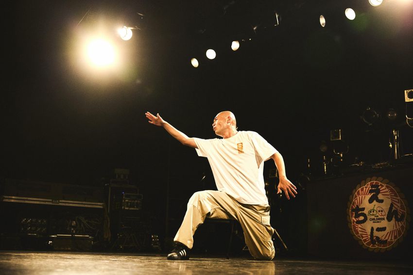 般若、ZORNも登場！「幼児虐待」根絶を訴えた親子イベント、その前代未聞の光景 - 45枚目の画像