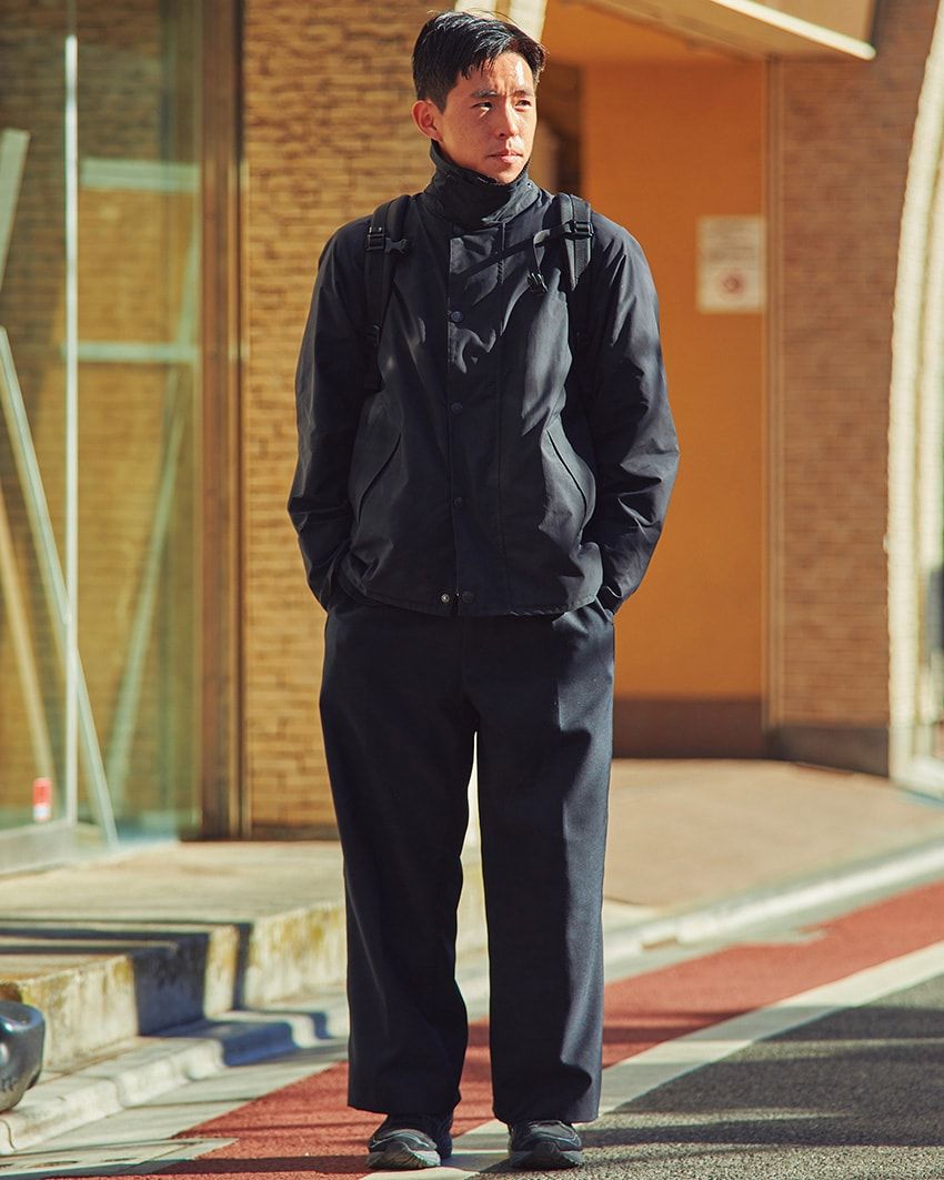 足元「アシックス」な洒落人スニーカースナップ！意外なほどに好相性な大人カジュアル4例 - 2枚目の画像