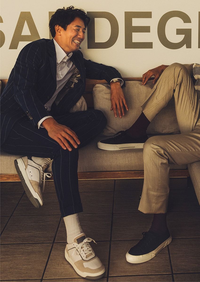 スーツを“崩す”ならスニーカーが大正解。その好例をラルディーニとブルネロから - 4枚目の画像