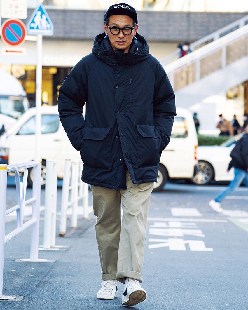 フォース 1、ダンク、ブレーザー。王道「ナイキ」スニーカーを履きこなす8人のスタイル - 7枚目の画像