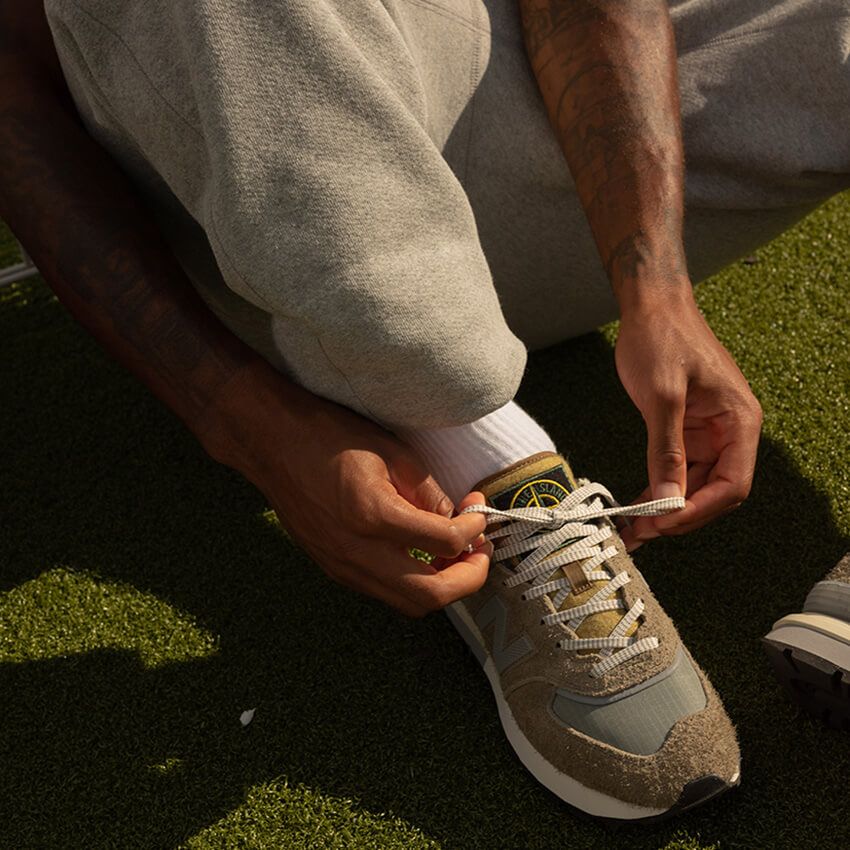 ストーンアイランドのパッチが付いたニューバランス「574」が2月16日に発売！ - 5枚目の画像