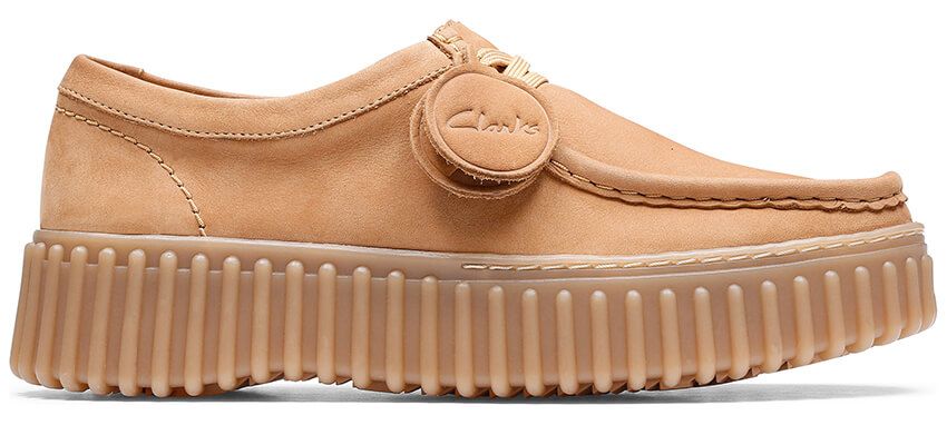 「クラークス」のワラビーがチャンキーソールに！ 200周年に向けたマッシュアップな一足 - 12枚目の画像