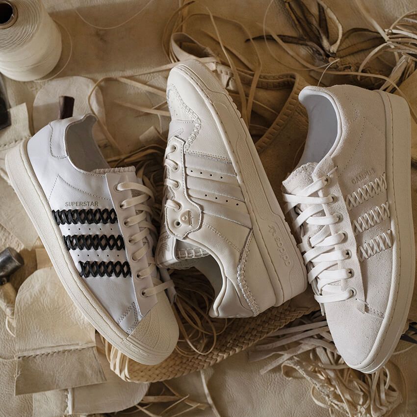 「アディダス オリジナルス×フットインダストリー」クラフト感あるスーパースター他2型を発表 - 1枚目の画像