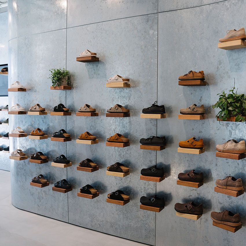 「ビルケンシュトック」初の直営路面店が原宿に！  コラボや高級ラインなど随一の品揃え - 14枚目の画像