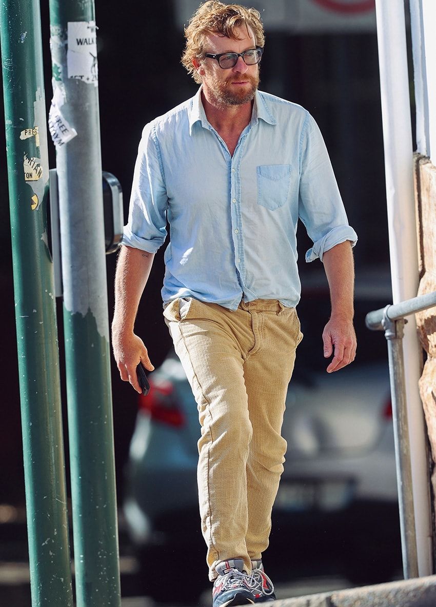 【気温20度の参考に】セレブたちの自然体シャツスタイル。ノーアイロンで開放的に！ - 5枚目の画像