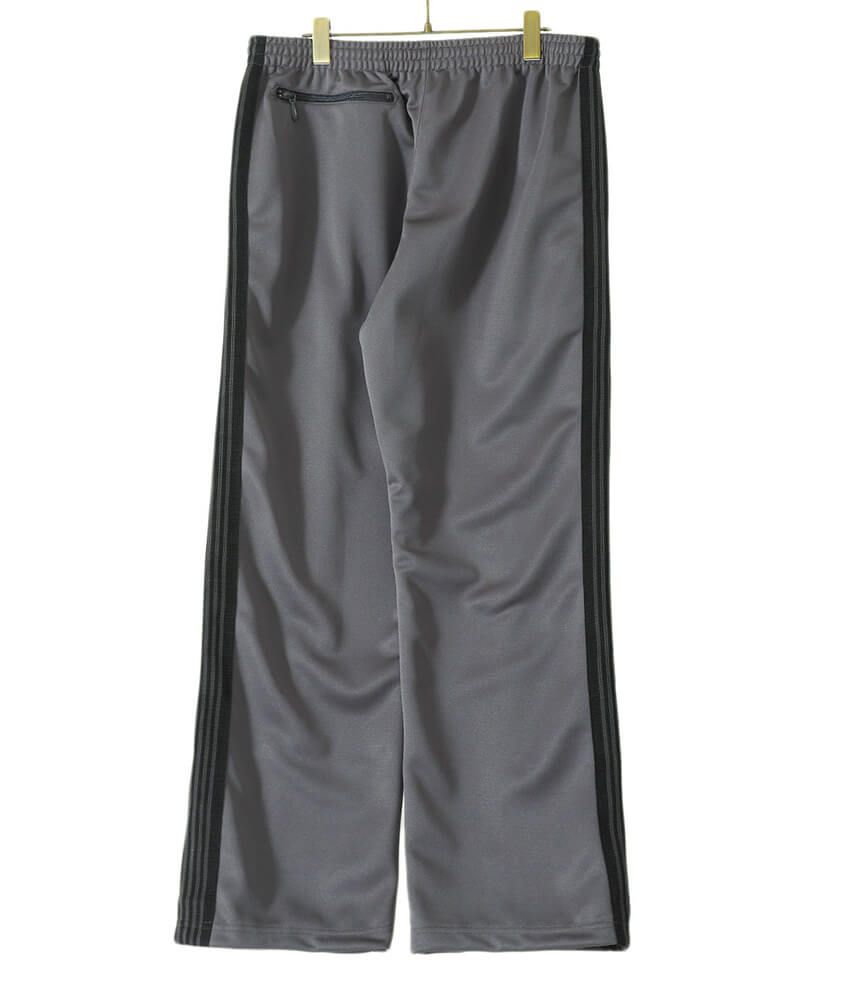 人気の「ニードルズ」ジャージーが全黒に⁉︎ ラインもロゴも悪目立ちせず、こりゃ大人向け - 9枚目の画像