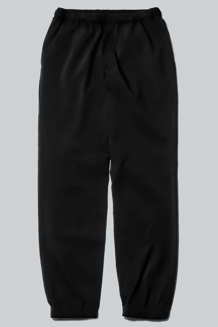 呼吸するパンツが「ブリング」から。再生可能、シワになりにくい、エコな撥水と言うことなし！ - 10枚目の画像