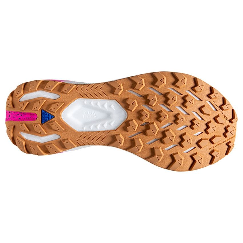 ピューマに着想を得た超ハイテクスニーカー、ブルックスの新作「カタマウント2」 - 33枚目の画像