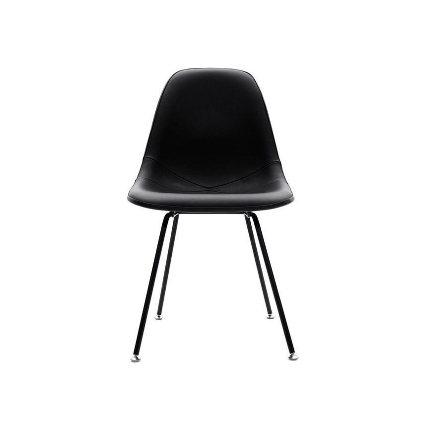 イームズがオール黒のレザー仕様に！ 「レイニング チャンプ」が別注したシェルチェア - 8枚目の画像