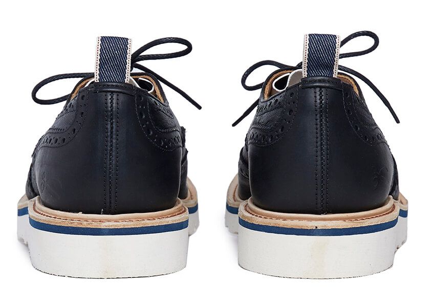 “赤耳”付きトリッカーズは「デンハム」別注！ インディゴのストライプソールもアクセントに - 9枚目の画像