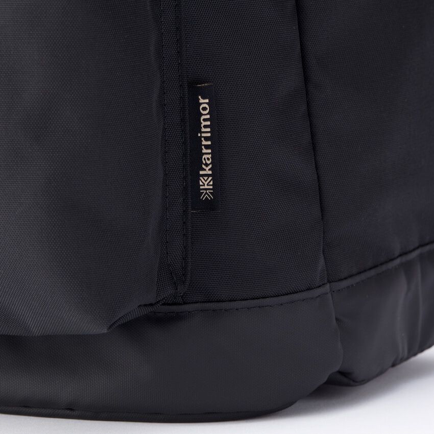 「カリマー」の保冷機能付きバックパック。代表モデル2型に“黒ラベル”の味付け - 32枚目の画像