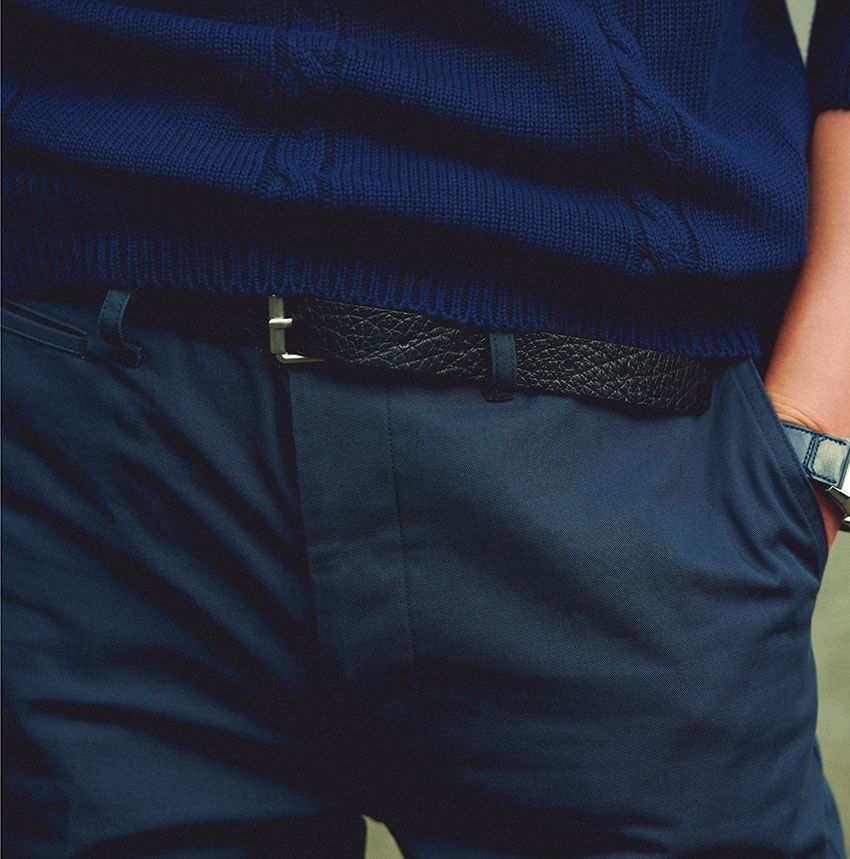 ネックレス、腕時計、ベルト。シンプルコーデを引き締める3テクニック - 3枚目の画像