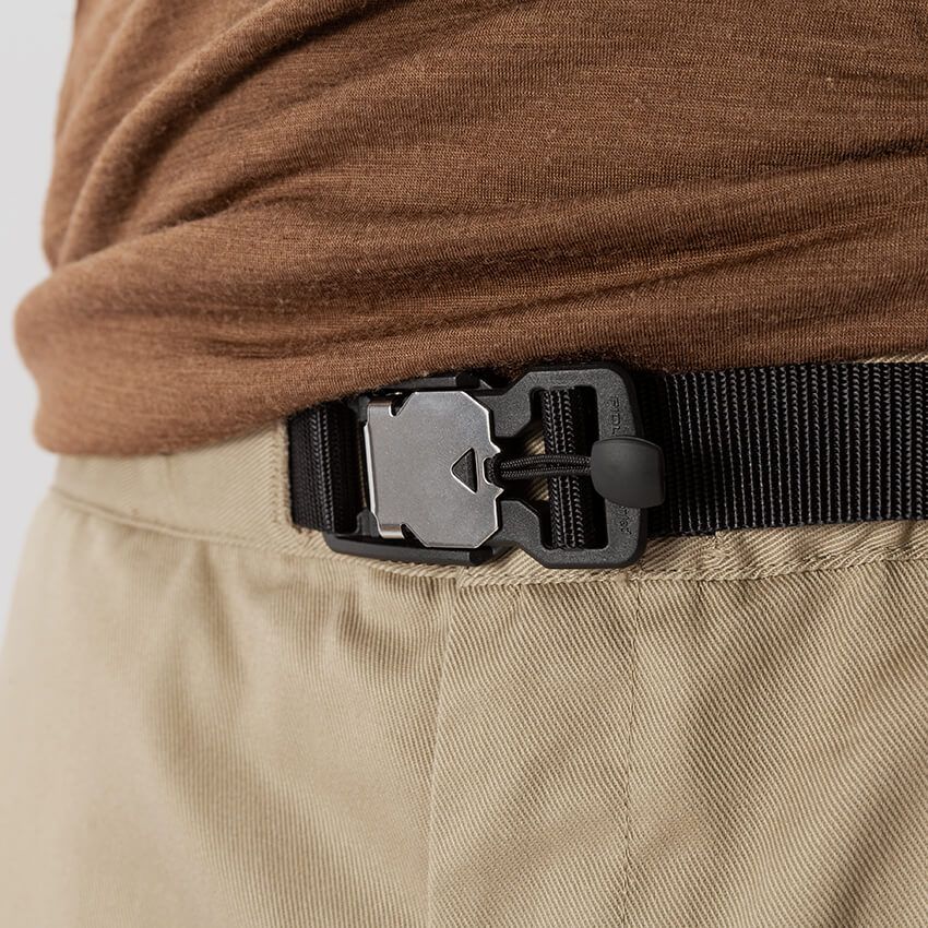 キャンプ仕様の「ディッキーズ」。Dカン、ドローコード、ベンチレーションなどを装備！ - 26枚目の画像