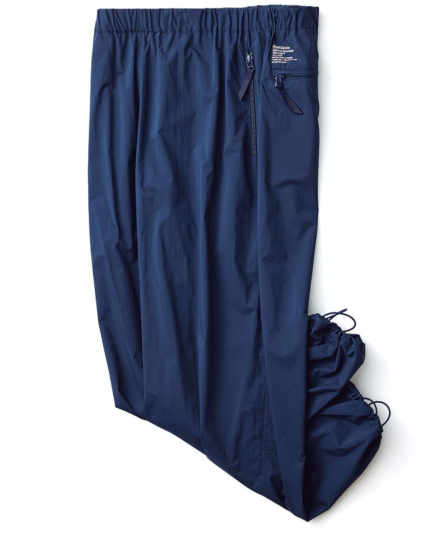 【雨の日に役立つ撥水パンツ】機能、デザイン、着回しの“三方良し”な4選 - 2枚目の画像