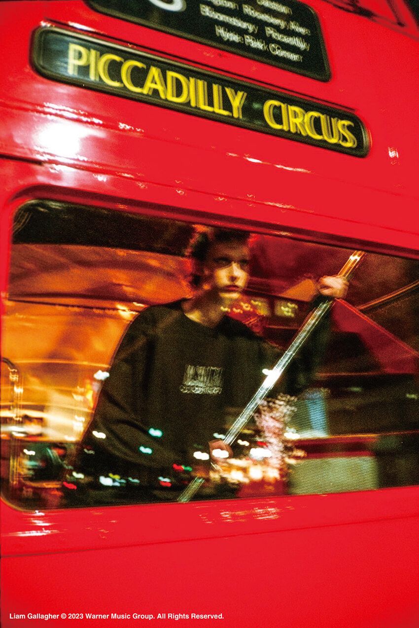 30代、40代のオアシス服が「ダイリク」から。デニムに似合うリアム・ギャラガーのロンT - 6枚目の画像