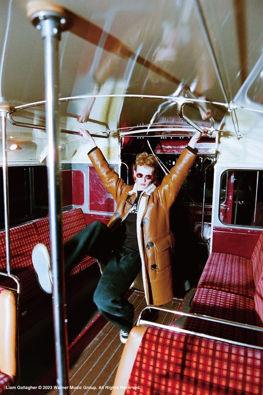 30代、40代のオアシス服が「ダイリク」から。デニムに似合うリアム・ギャラガーのロンT - 5枚目の画像