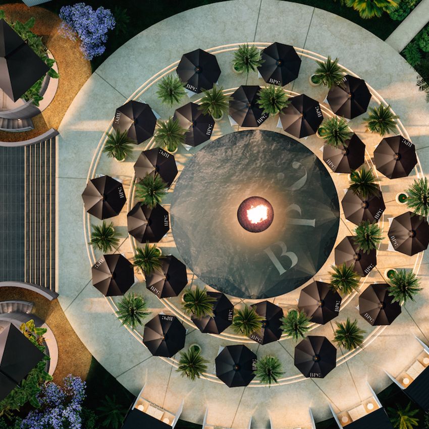 真っ黒なプールは気持ちいい？ 上がったら体も黒い？ 注目の施設「BPC」を解説 - 2枚目の画像