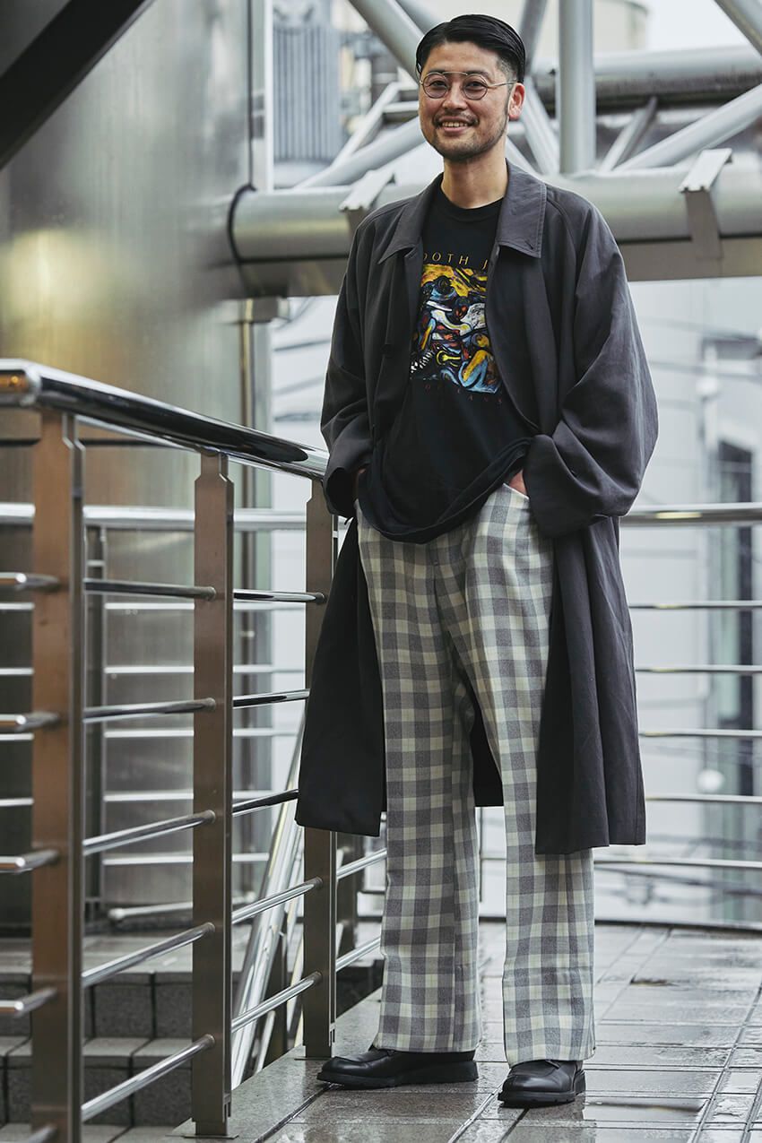 夏前まで快適に着られるコートで気温別コーデ。プロが実践する異素材合わせのコツ - 12枚目の画像