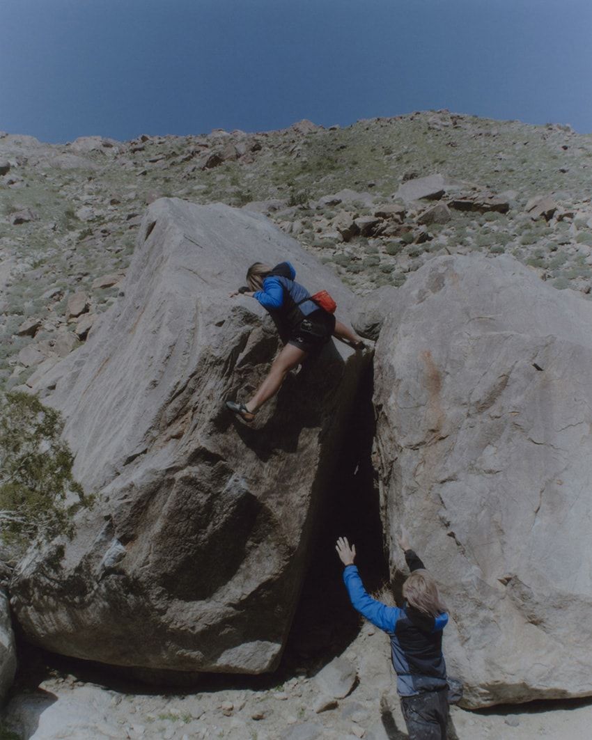 「アークテリクス」の“ボロ”なゴアテックス。ビームス別注で世界先行発売！ - 19枚目の画像