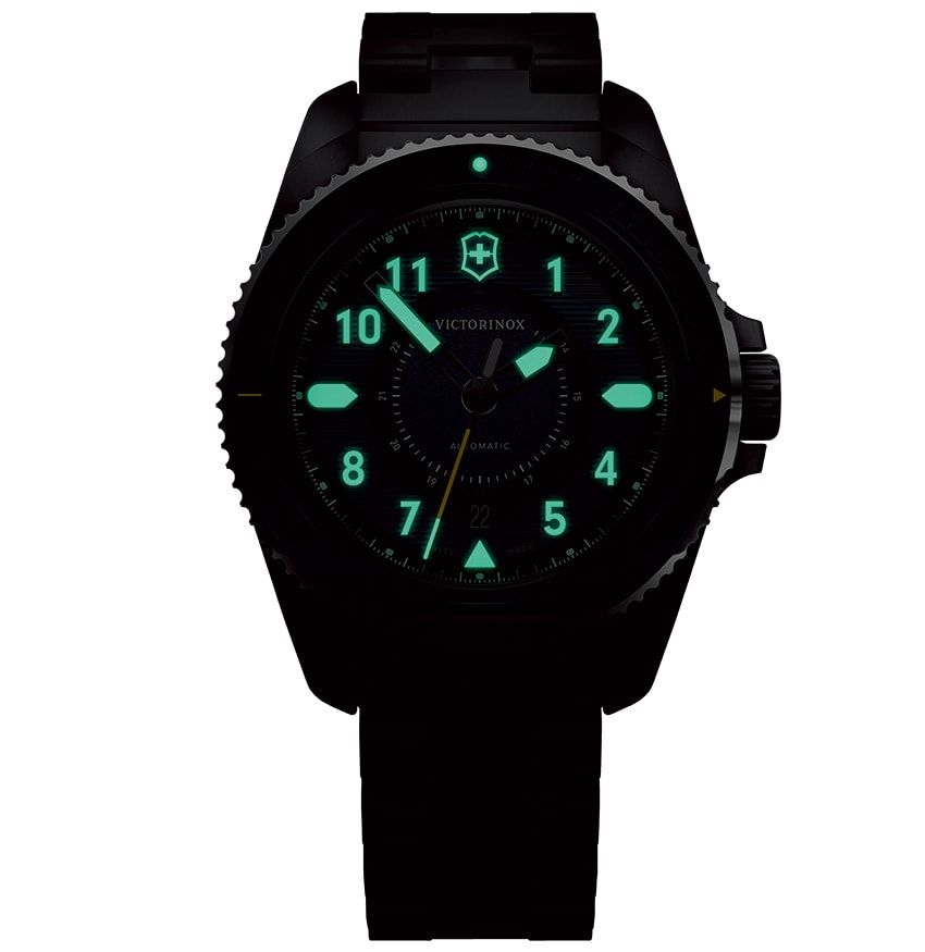 ビクトリノックスの新作時計「Journey 1884」は、マルチツールに次ぐ新たなアイコンだ - 4枚目の画像