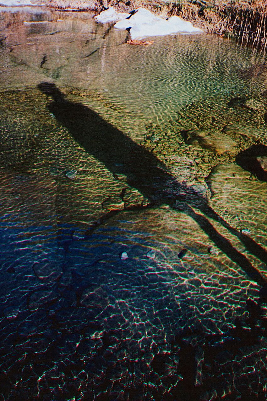 「グラミチ×サロモン」アウトドアの両雄初コラボ。サンダル履きもできるハイブリッドスニーカー - 50枚目の画像