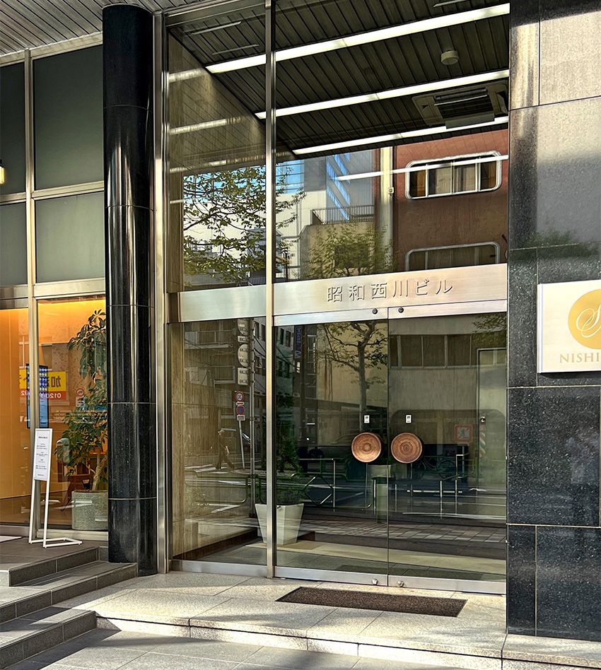 マットレスの最新事情を知る看板娘が、いろんな人を快眠へと導いていた - 3枚目の画像