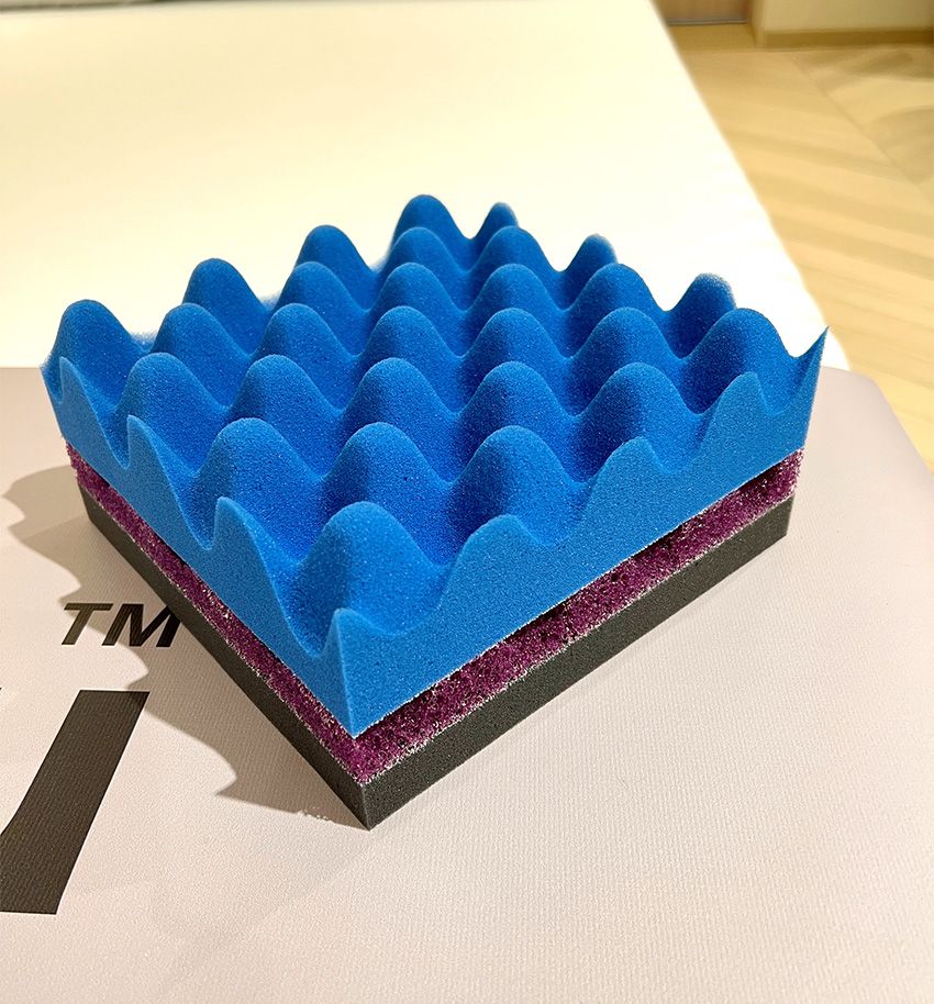 マットレスの最新事情を知る看板娘が、いろんな人を快眠へと導いていた - 12枚目の画像