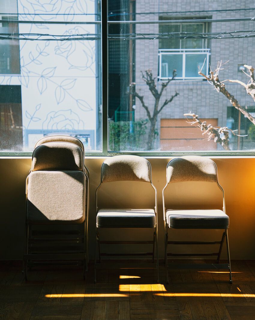 カバーコード別注で「パシフィックファニチャー」の名プロダクトが全部“ベージュ“に！ - 18枚目の画像