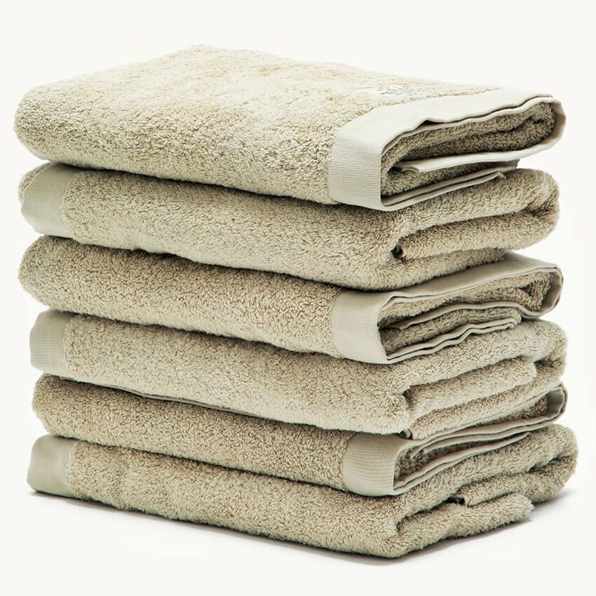 カバーコード別注で「パシフィックファニチャー」の名プロダクトが全部“ベージュ“に！ - 5枚目の画像