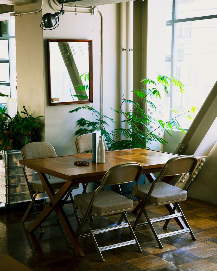 カバーコード別注で「パシフィックファニチャー」の名プロダクトが全部“ベージュ“に！ - 27枚目の画像