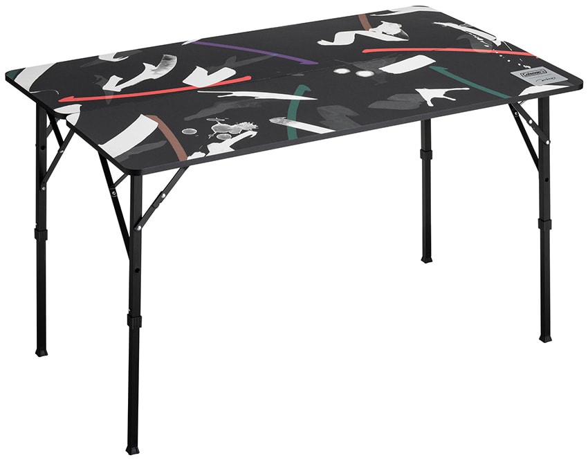 定価26950円 コールマン リビングテーブルjun inoueコラボ コールマン」のアートなギア全9点。コラボ相手はナイキ本社の壁画も